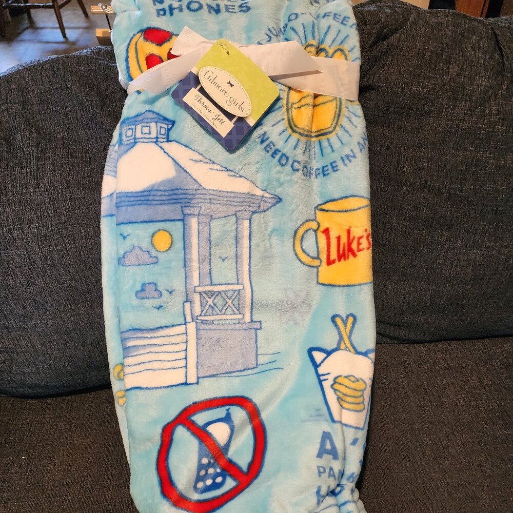 GILMORE GIRLS BLANKET